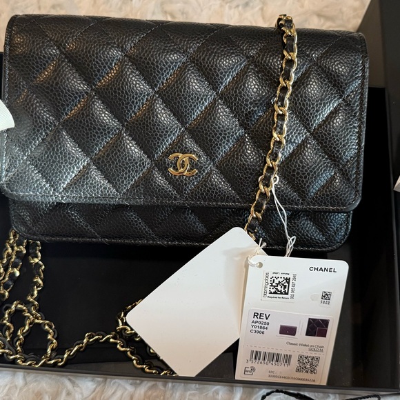 Chanel Black Quilted caviar Leather Wallet on Chain NIB authentic - Picture 1 of 8